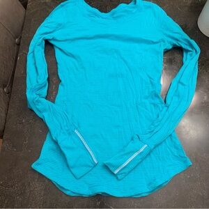Lululemon Size 6 Women’s Long Sleeve Running Top Arm Hole for Watch Turquoise